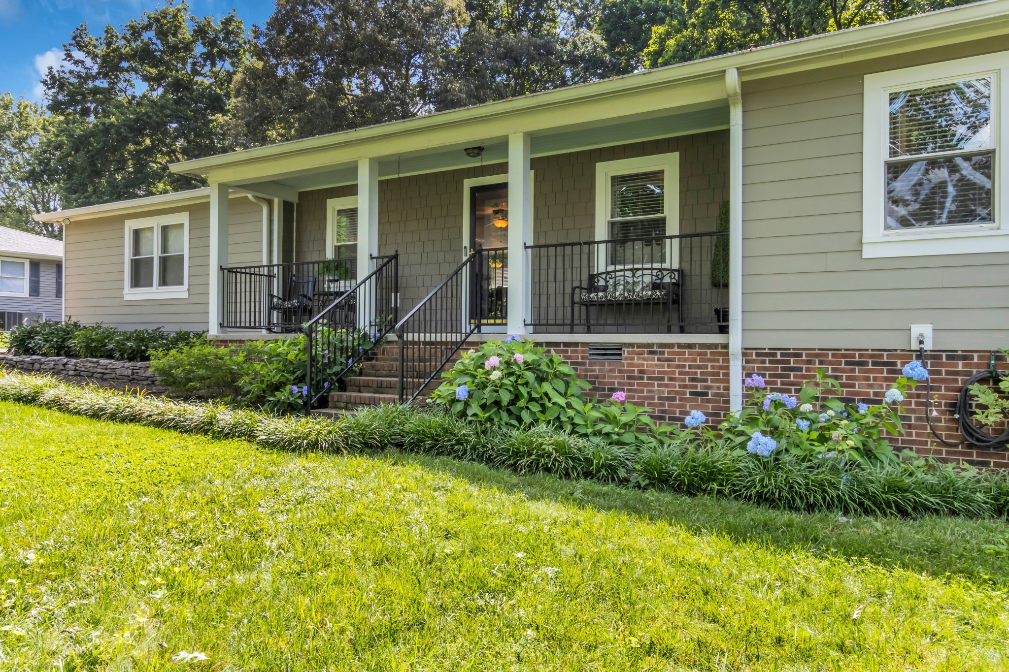 715 Wanda Ln