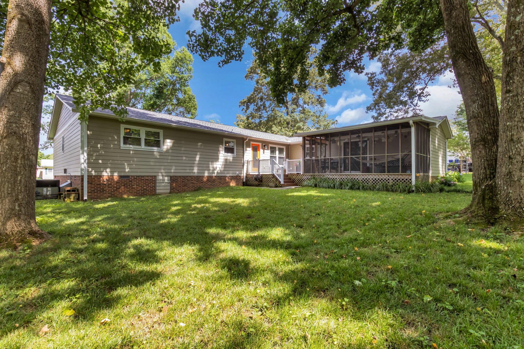 715 Wanda Ln