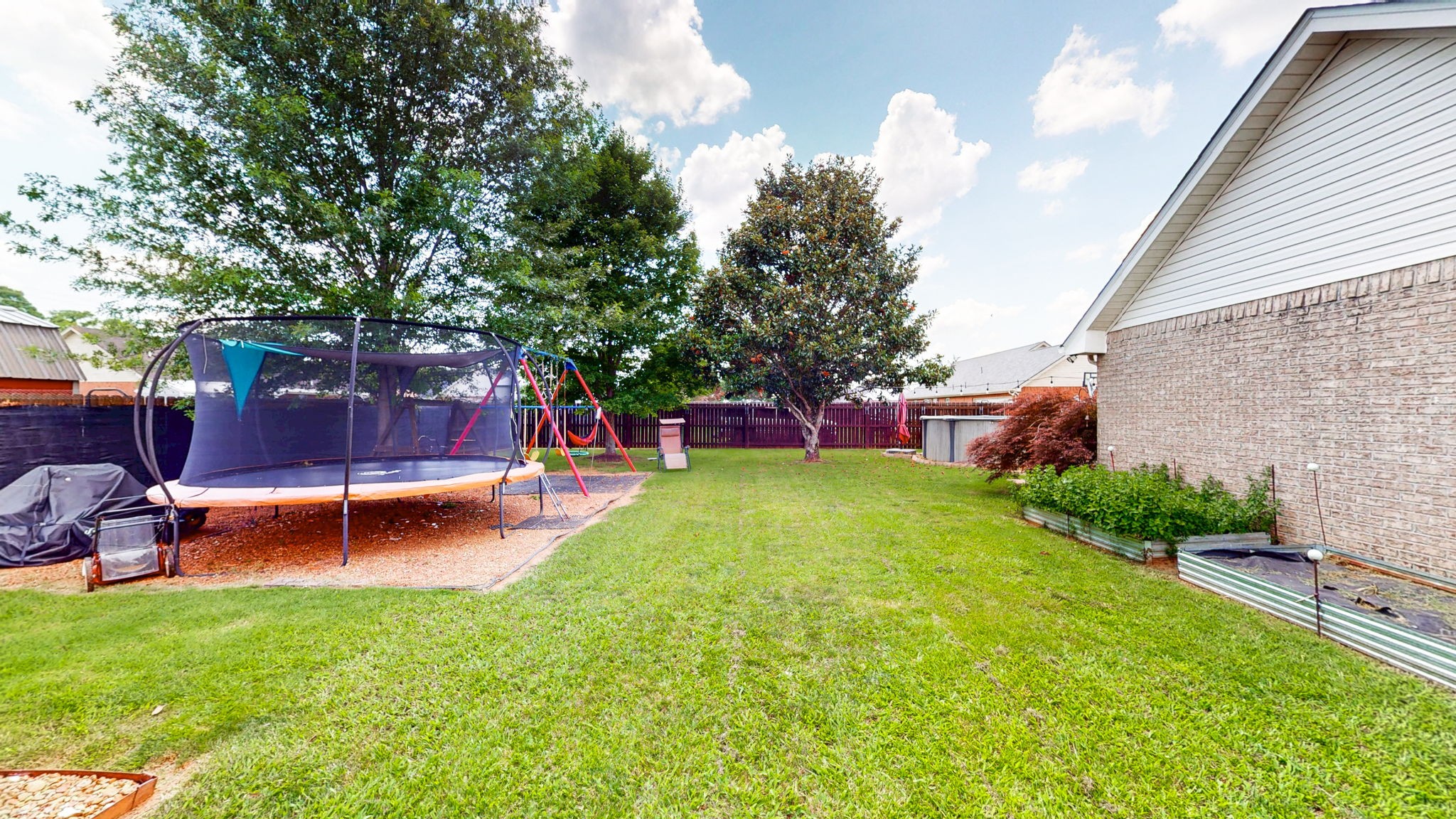 2938 Ridgewood Dr