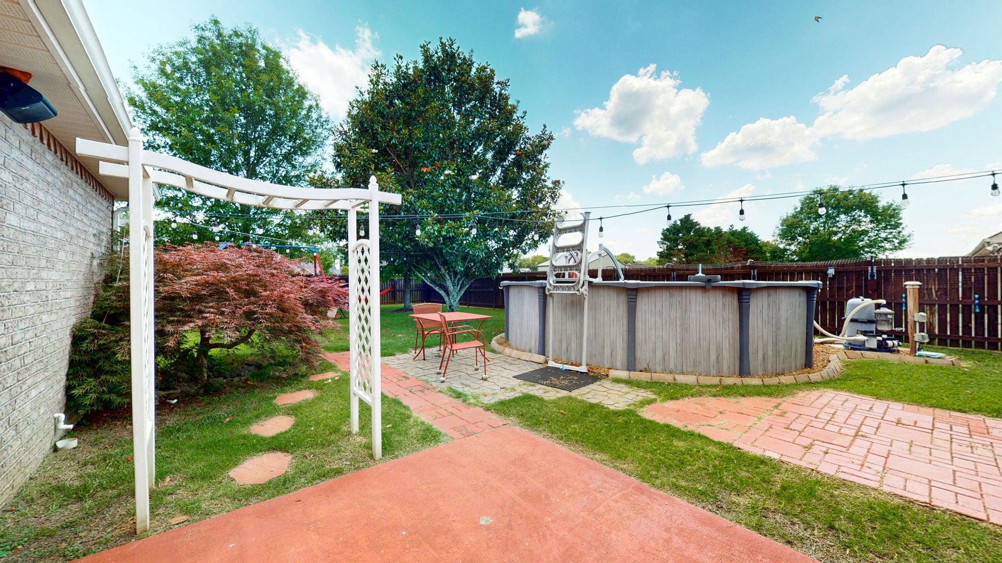 2938 Ridgewood Dr