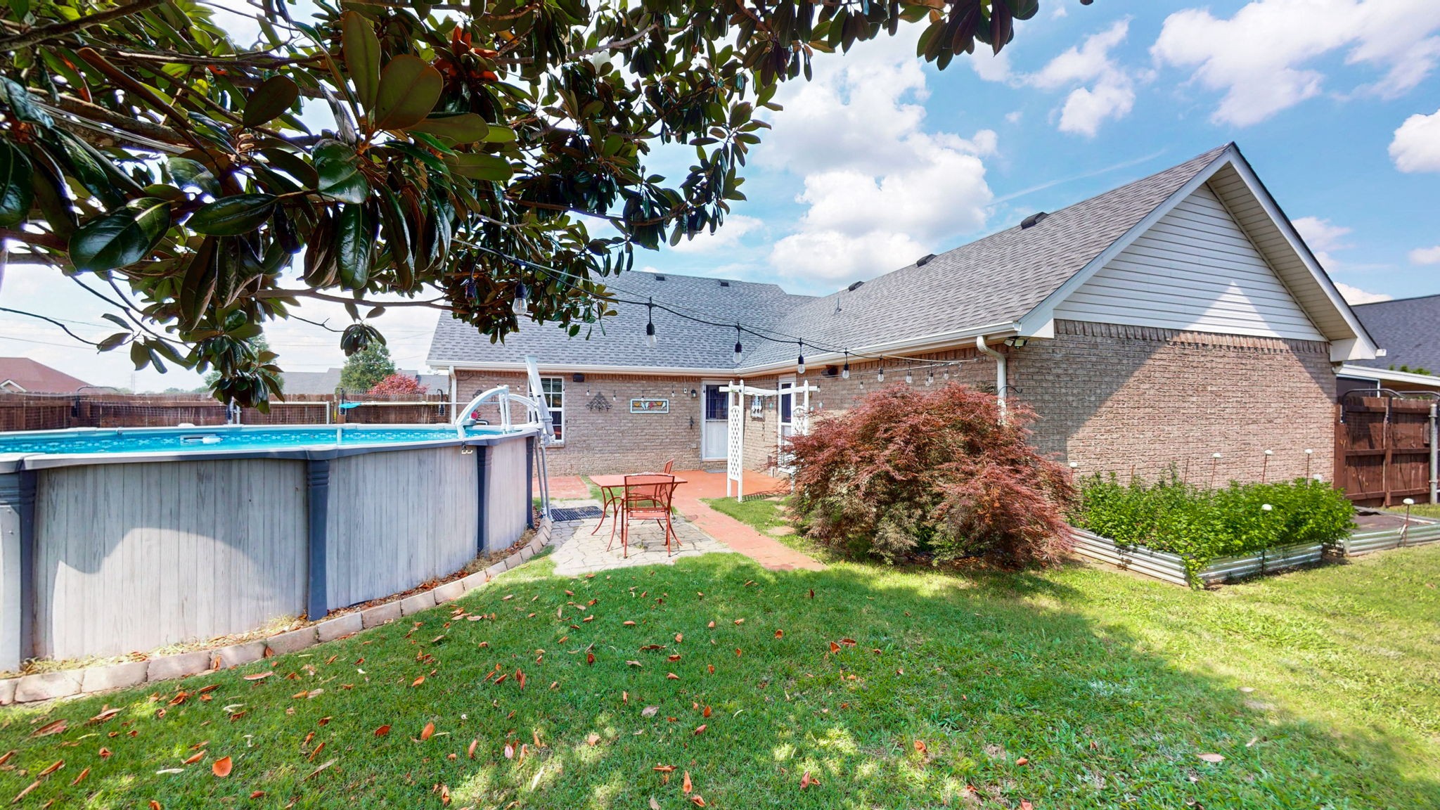 2938 Ridgewood Dr