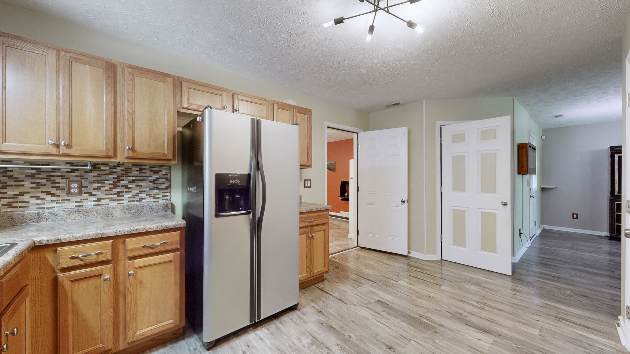 2938 Ridgewood Dr