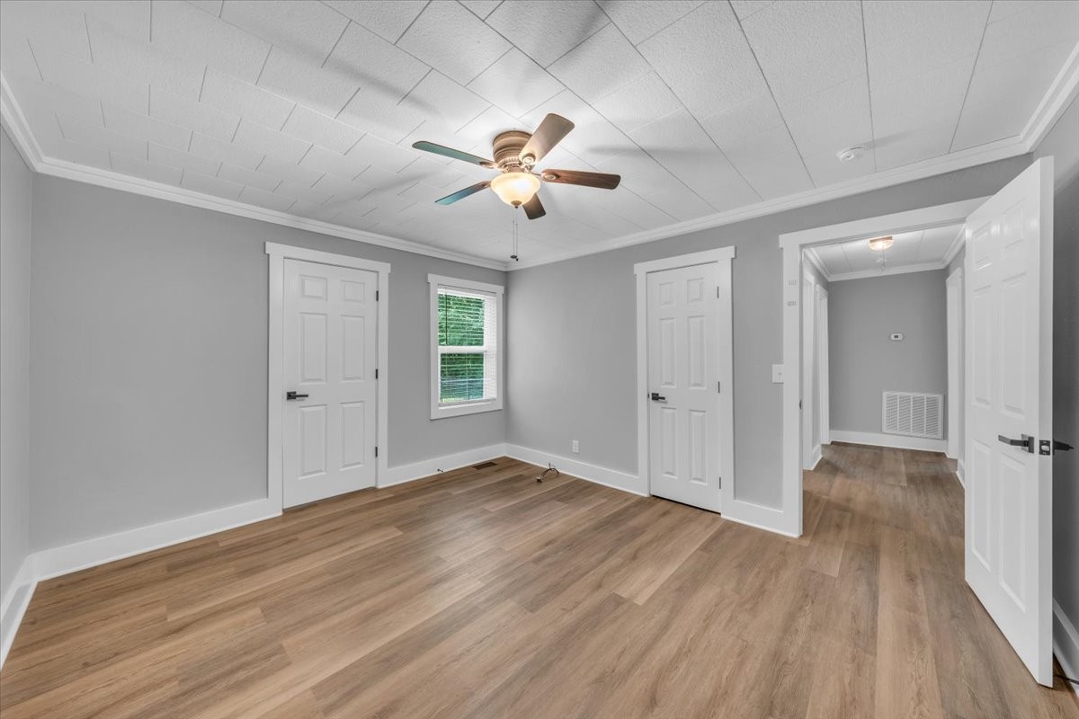 617 Fall River Rd