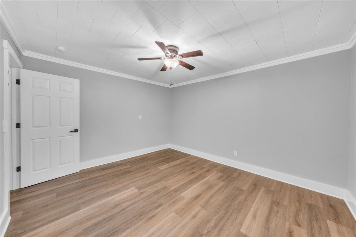 617 Fall River Rd