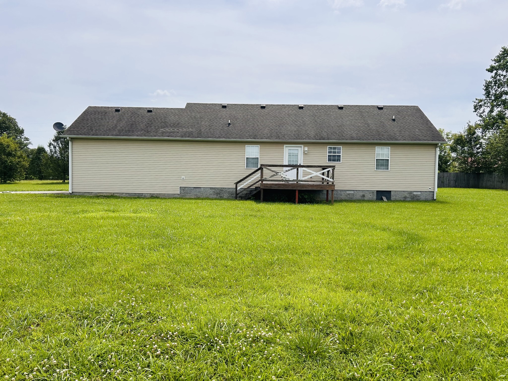 183 Grosch Dr