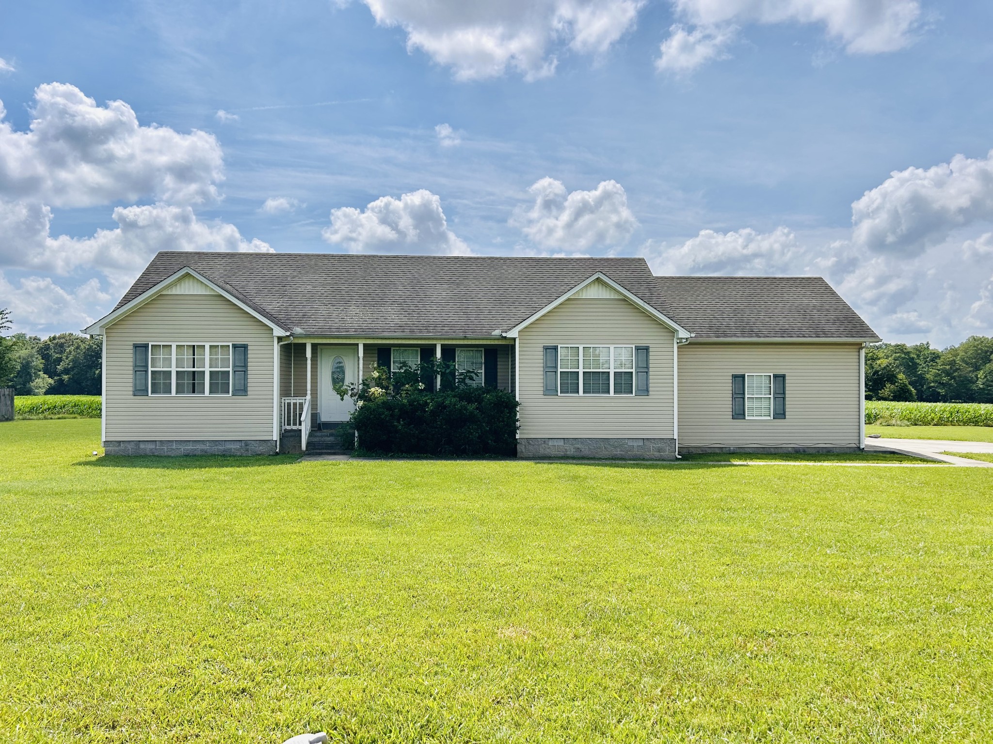 183 Grosch Dr