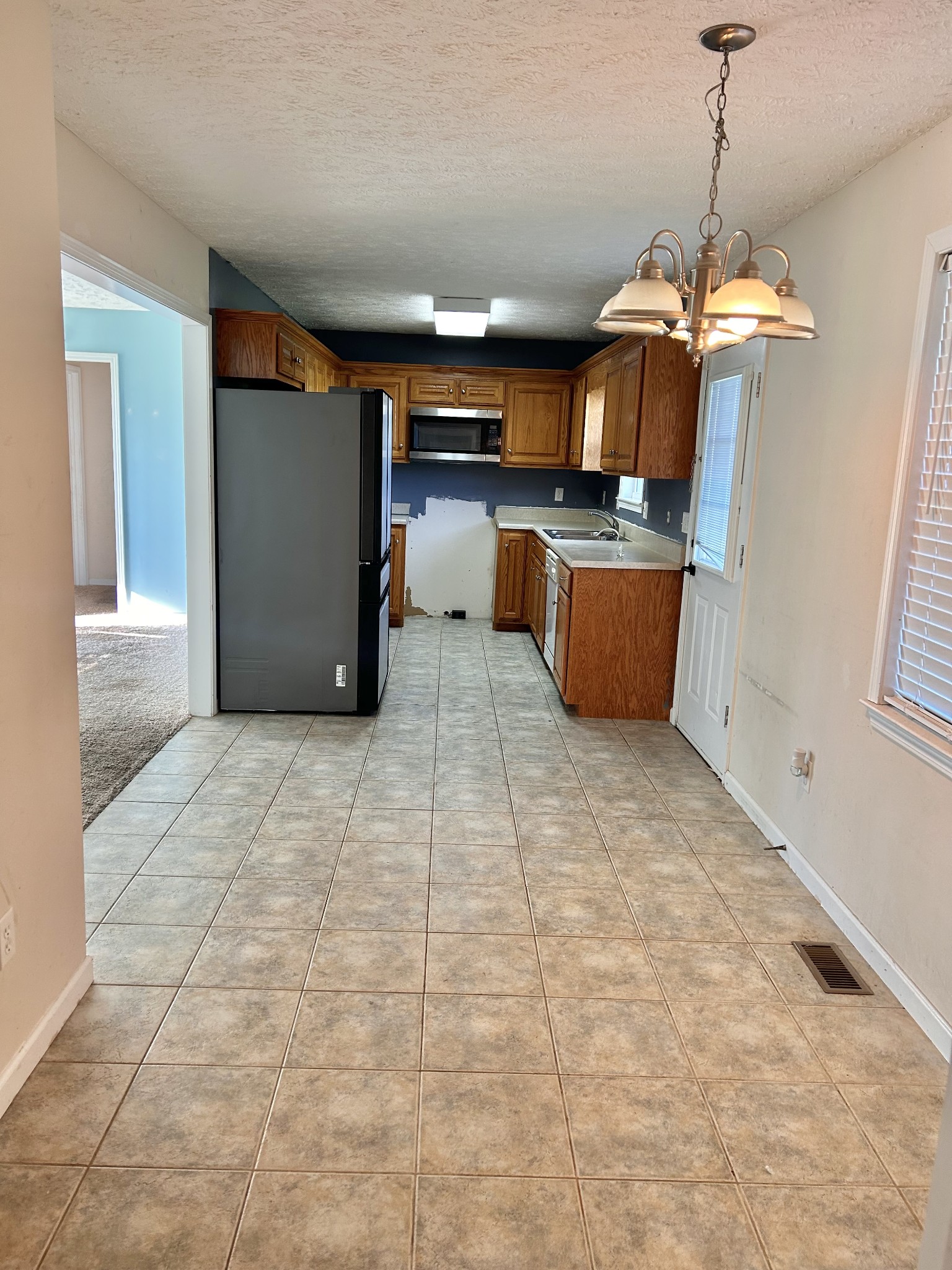 183 Grosch Dr