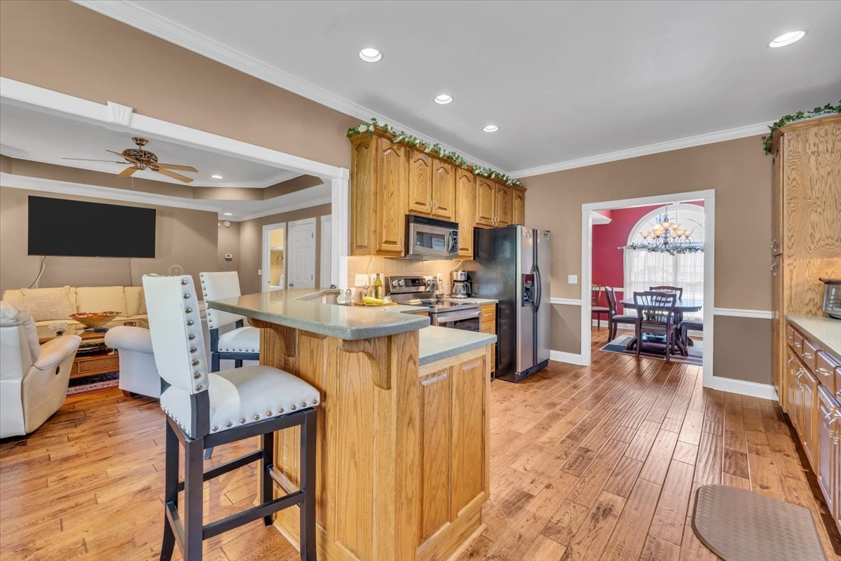 92 Freeman Ct