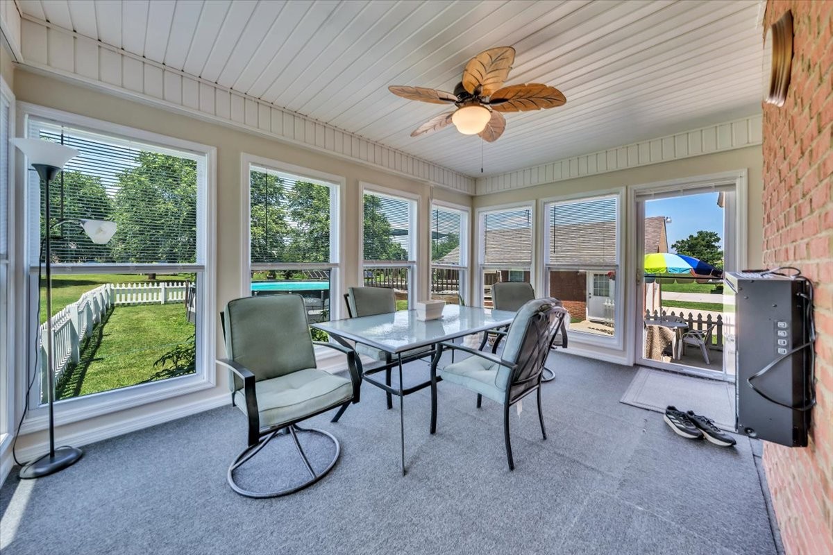 92 Freeman Ct