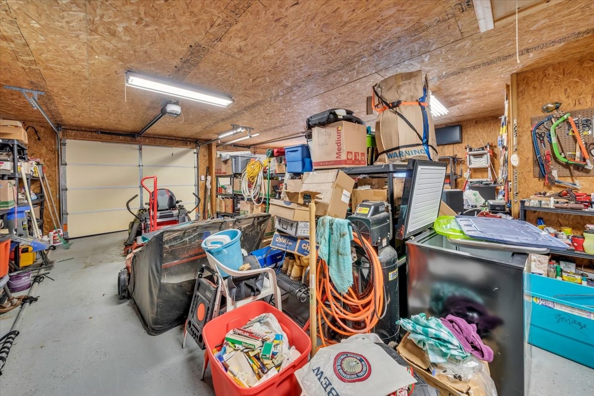 92 Freeman Ct