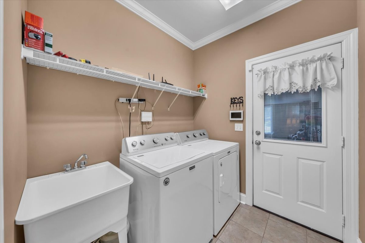 92 Freeman Ct