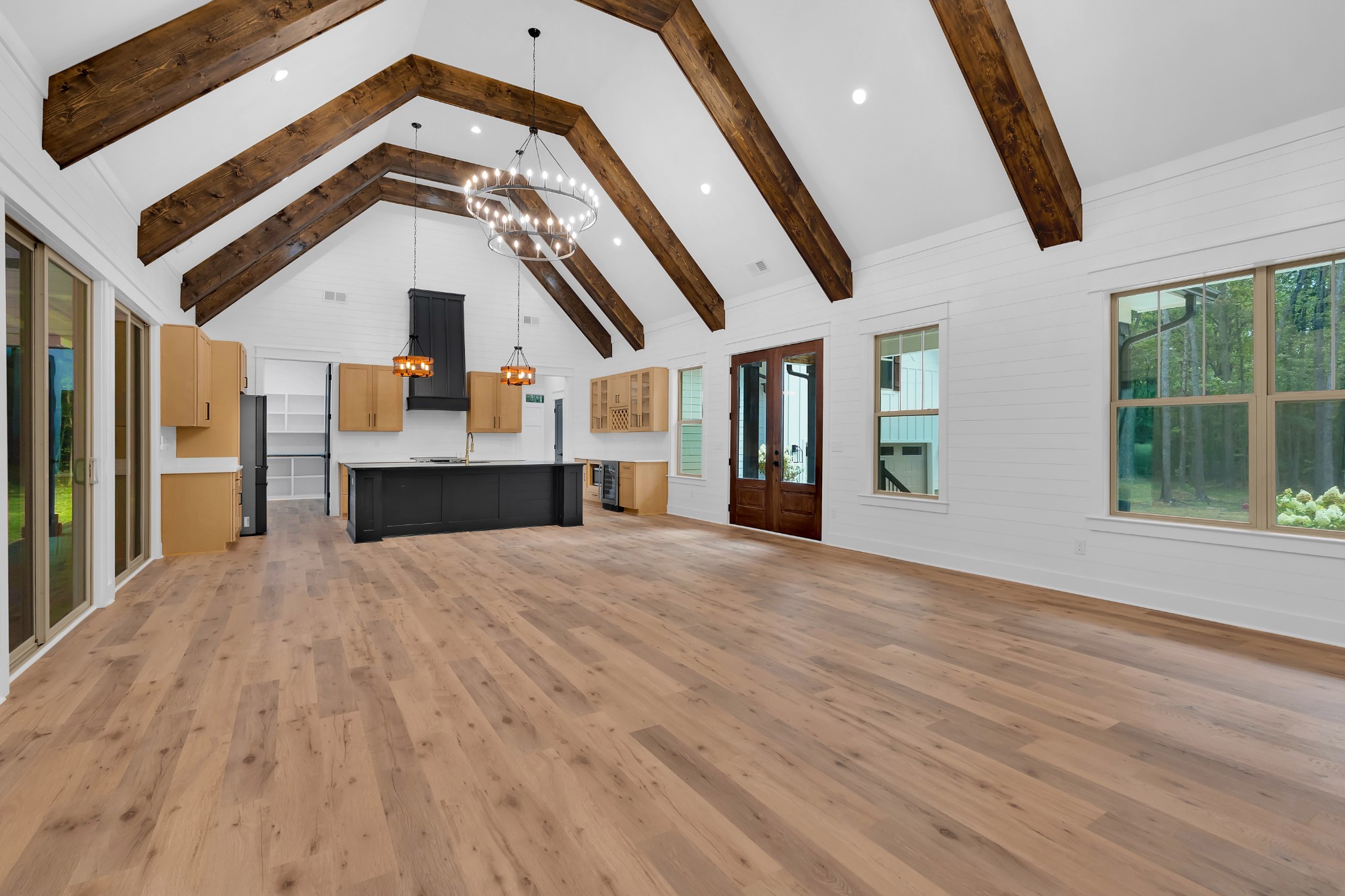 453 Dogwood Ln