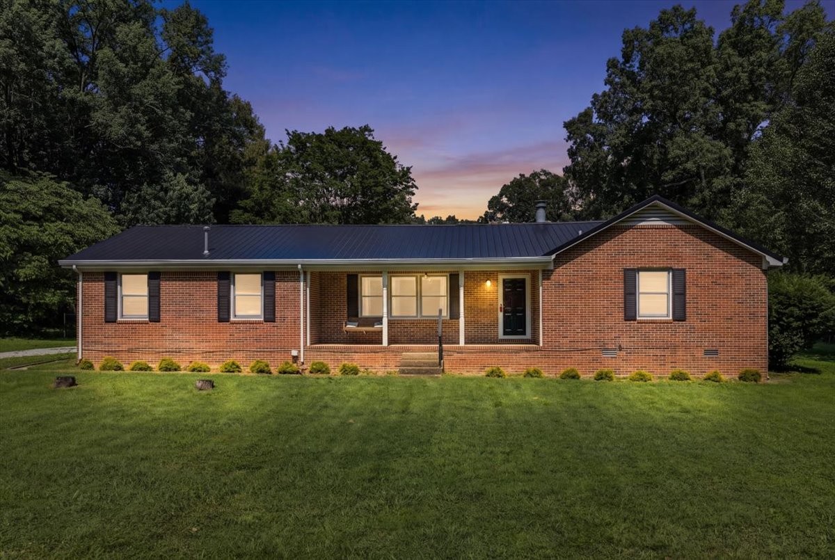 106 Larkway Dr