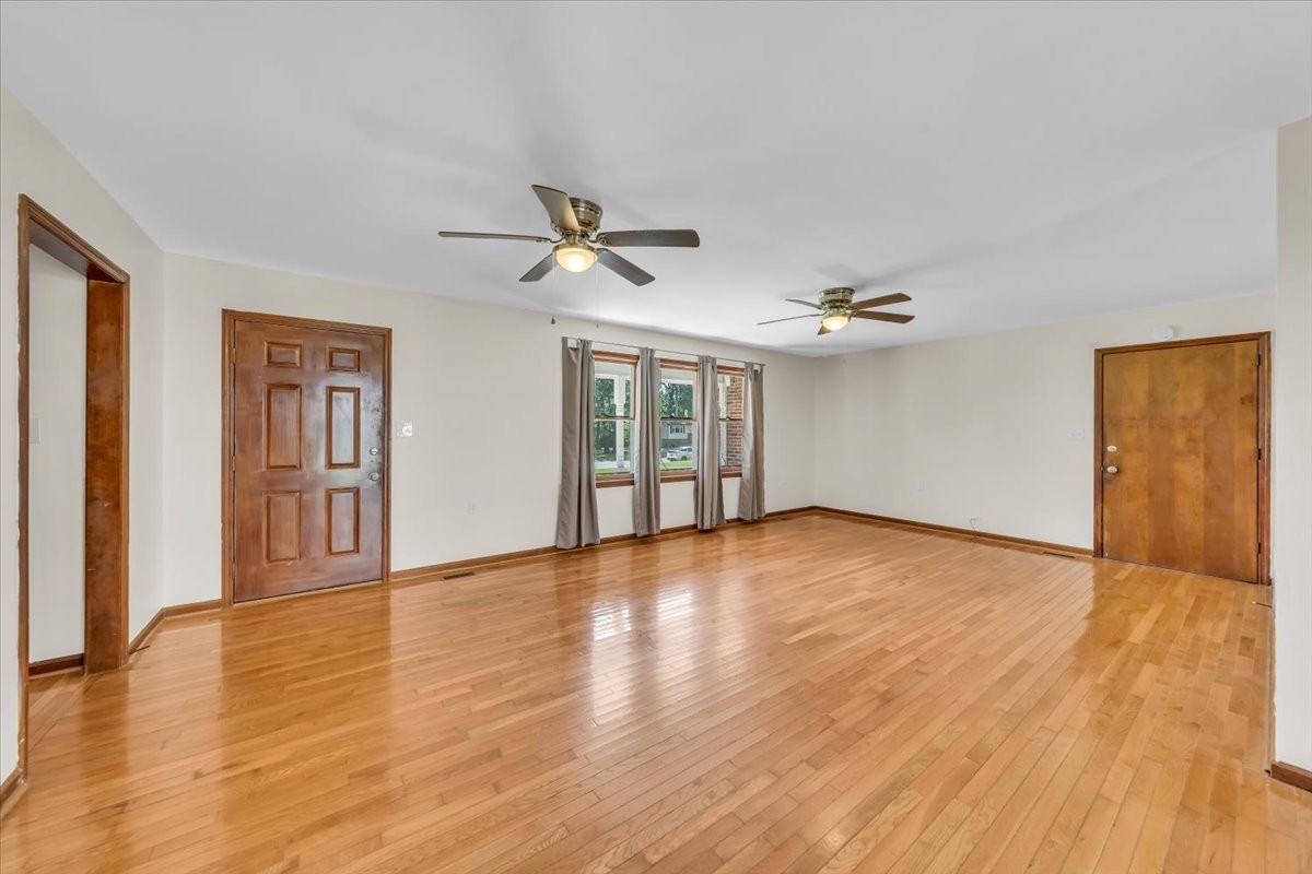 106 Larkway Dr
