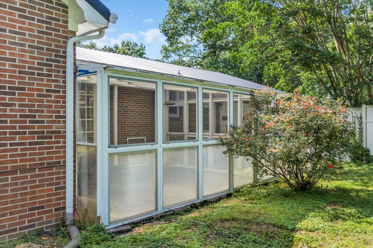 106 Larkway Dr