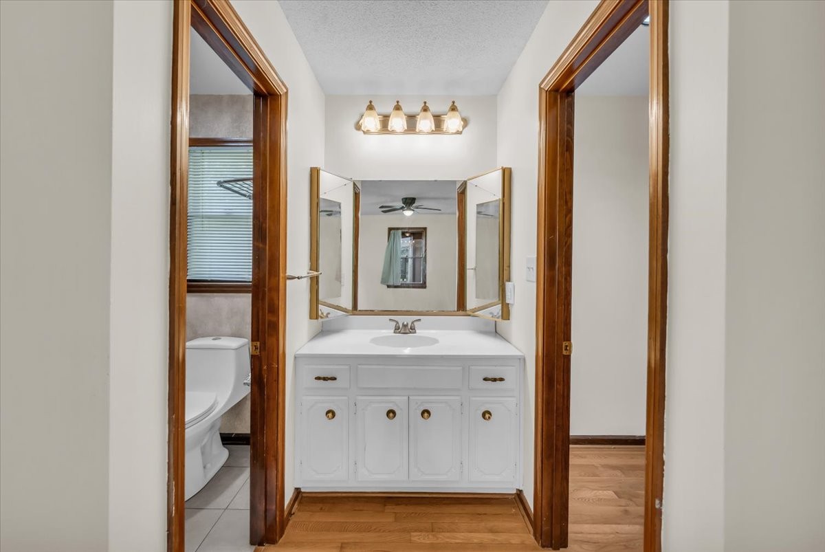 106 Larkway Dr