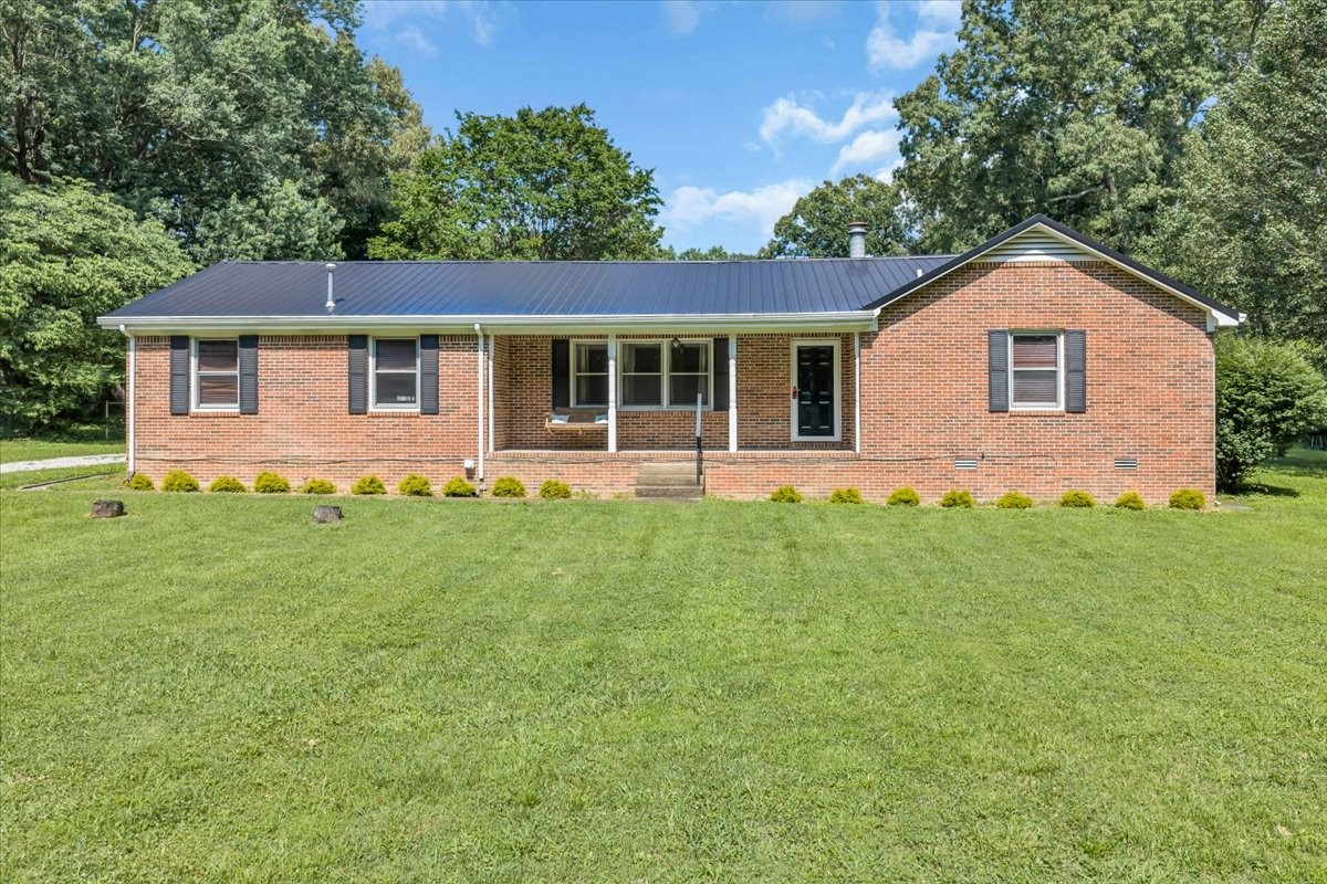 106 Larkway Dr