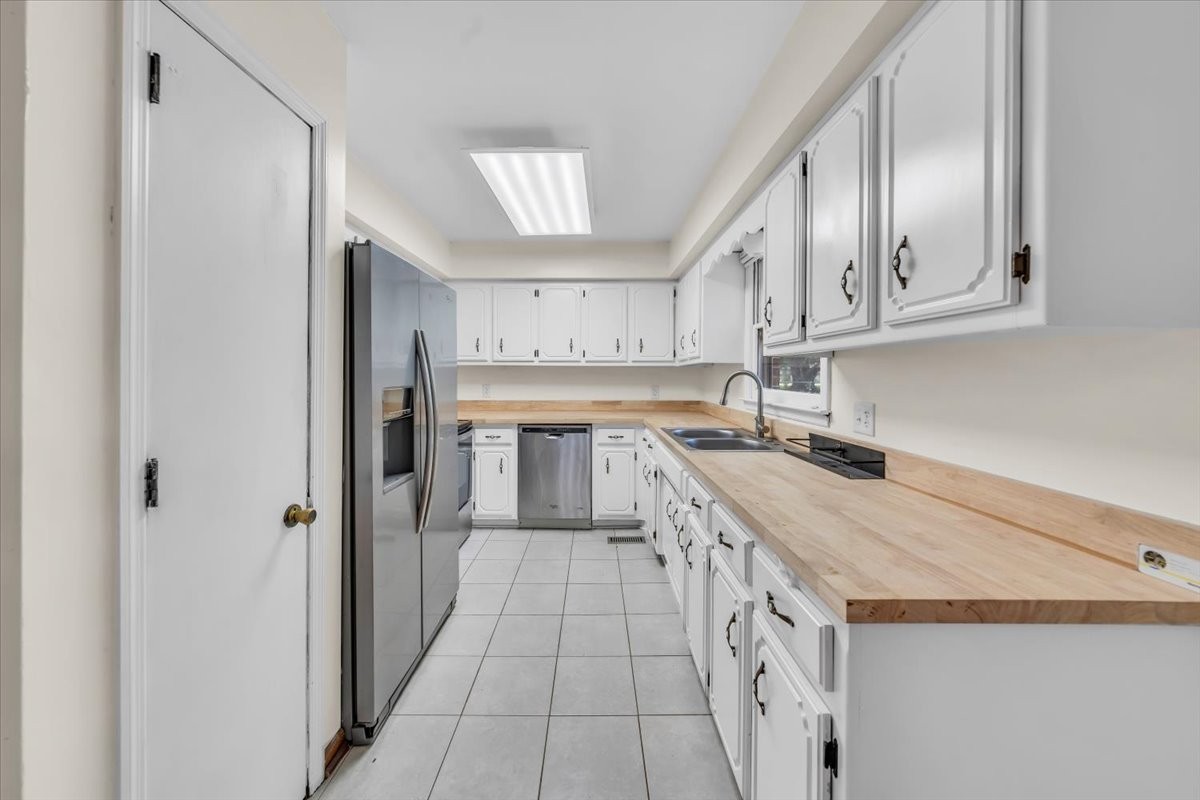 106 Larkway Dr