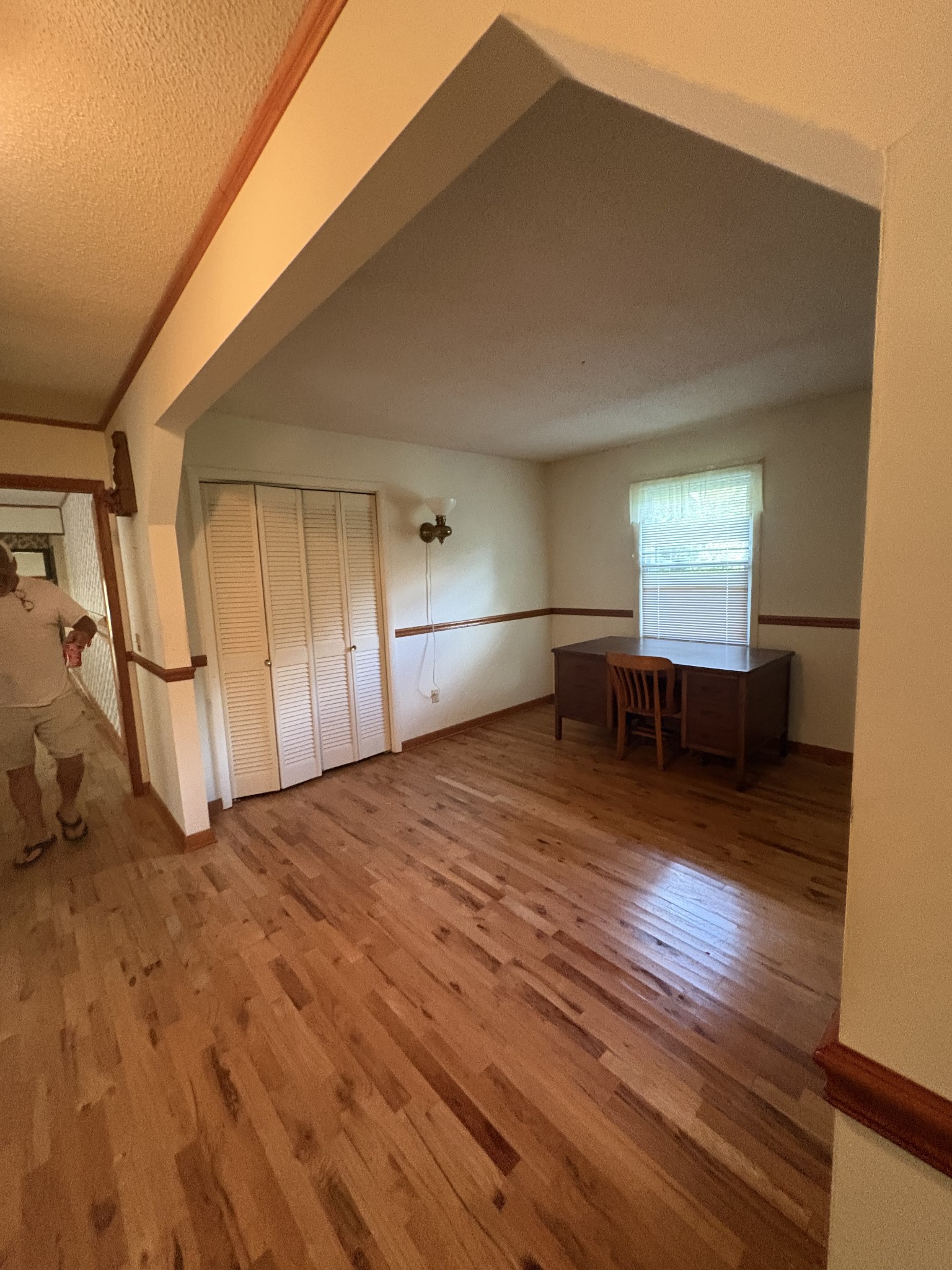 127 Mary St