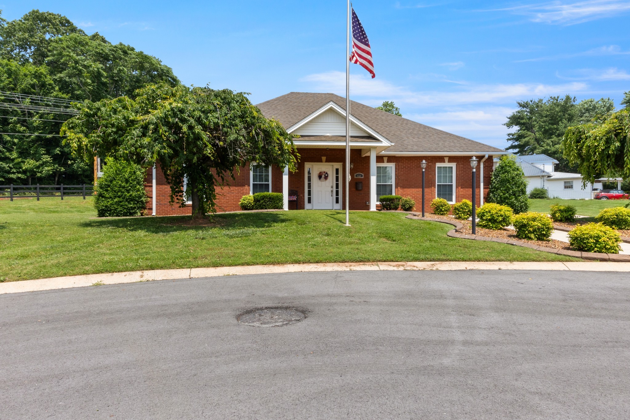342 Chase Cir