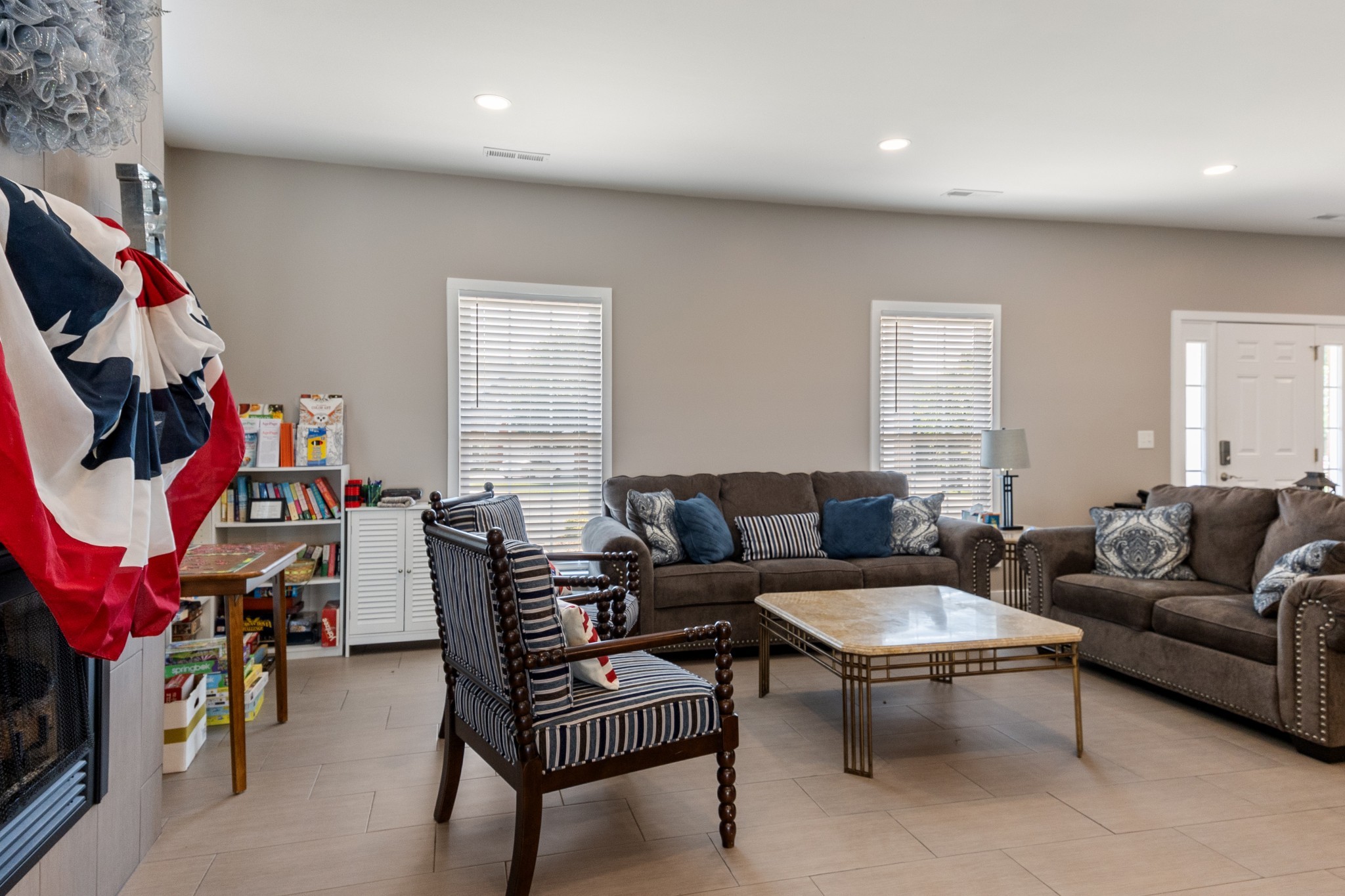 342 Chase Cir