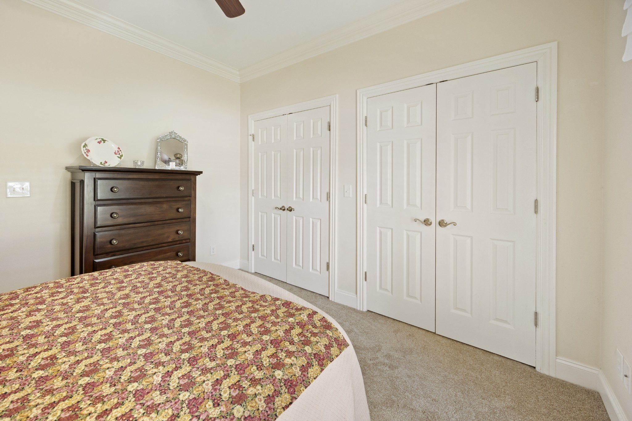 342 Chase Cir