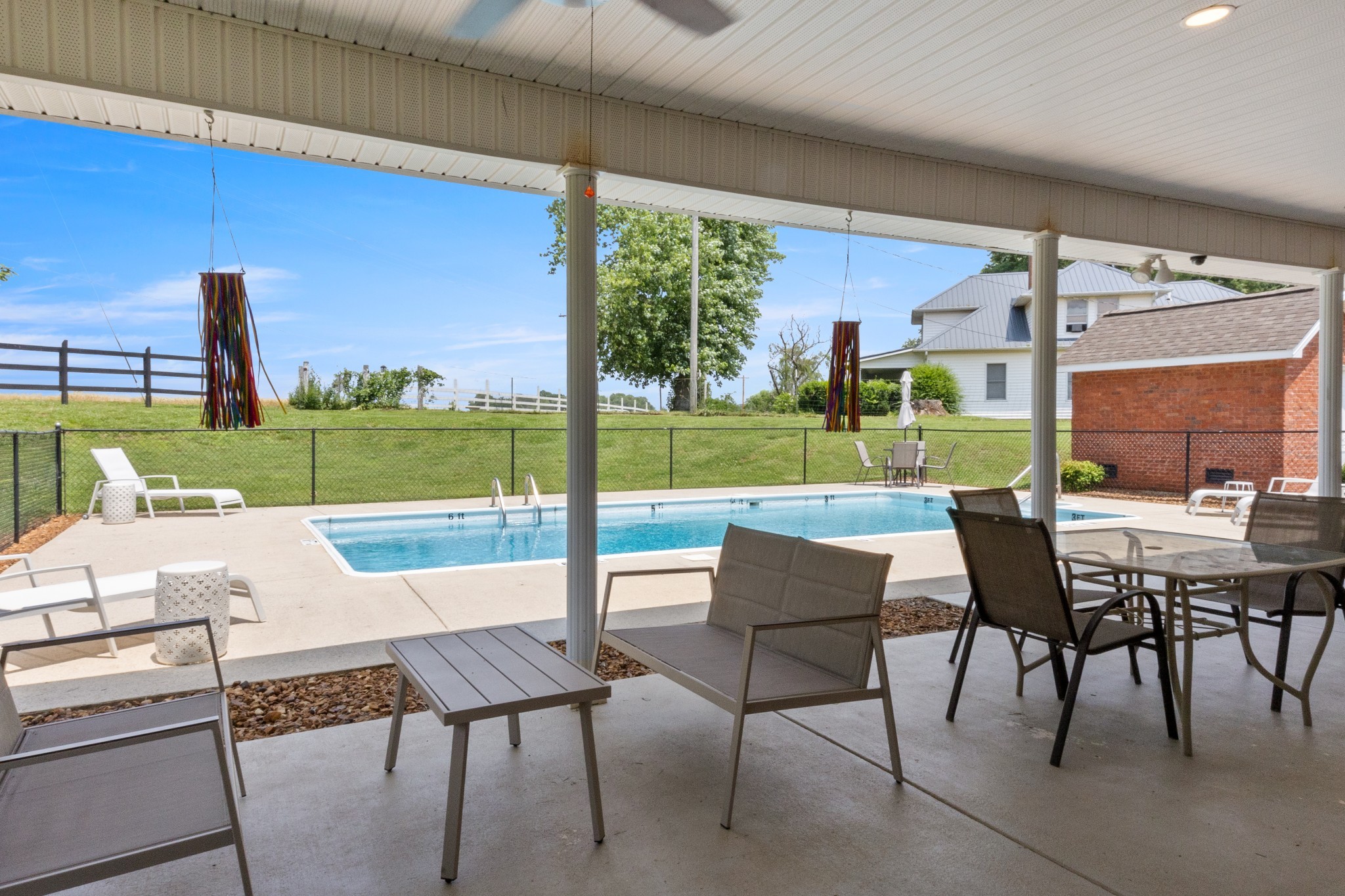 342 Chase Cir