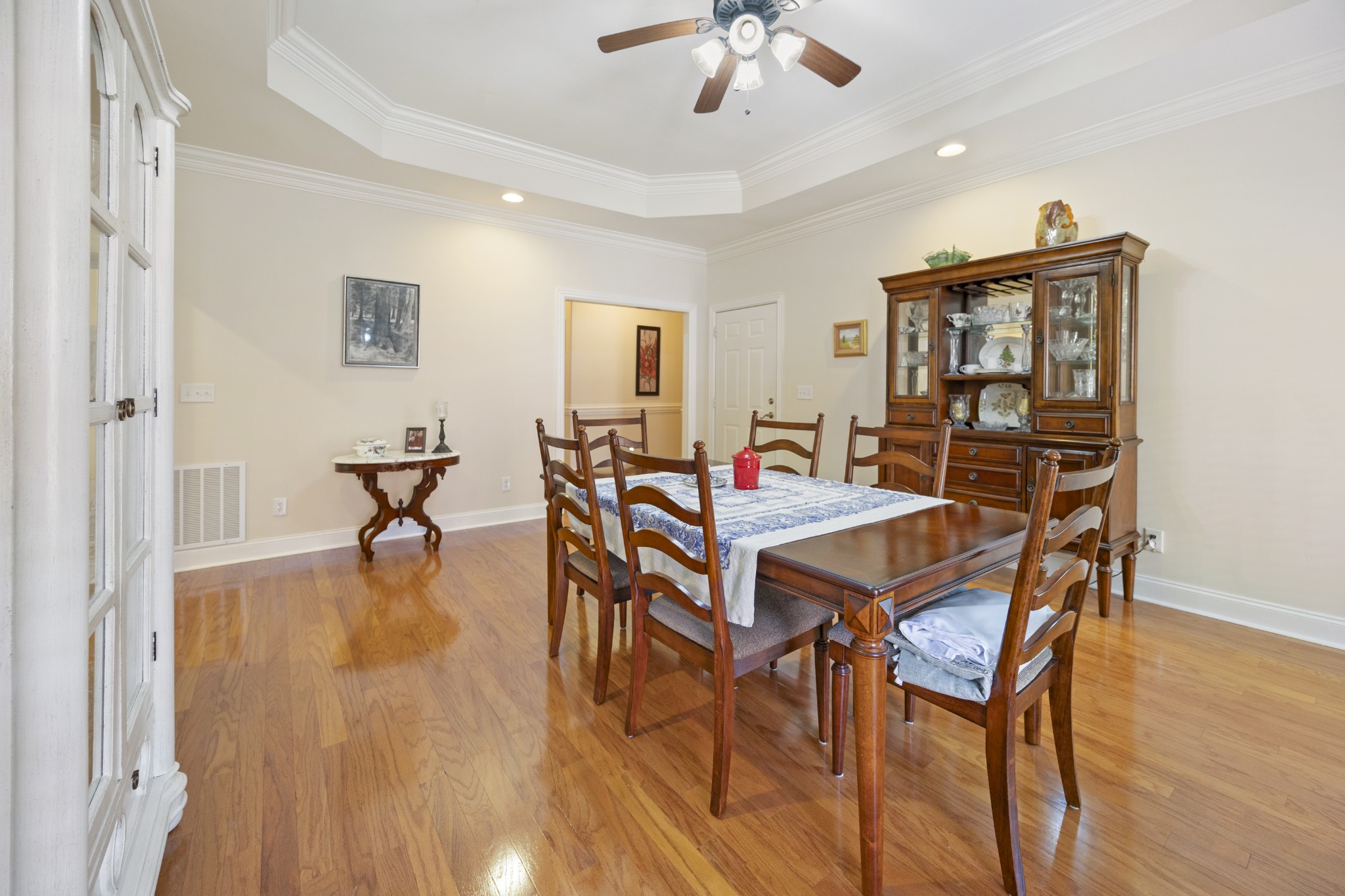 342 Chase Cir