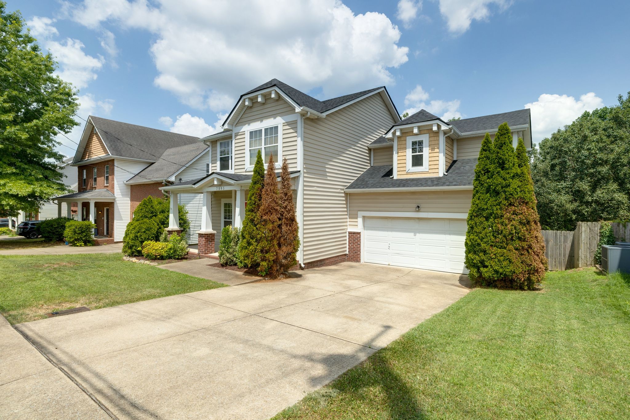 7895 Rainey Dr