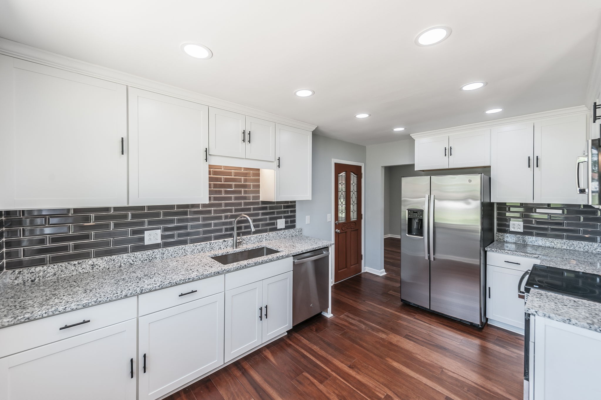 109 Valley View Dr
