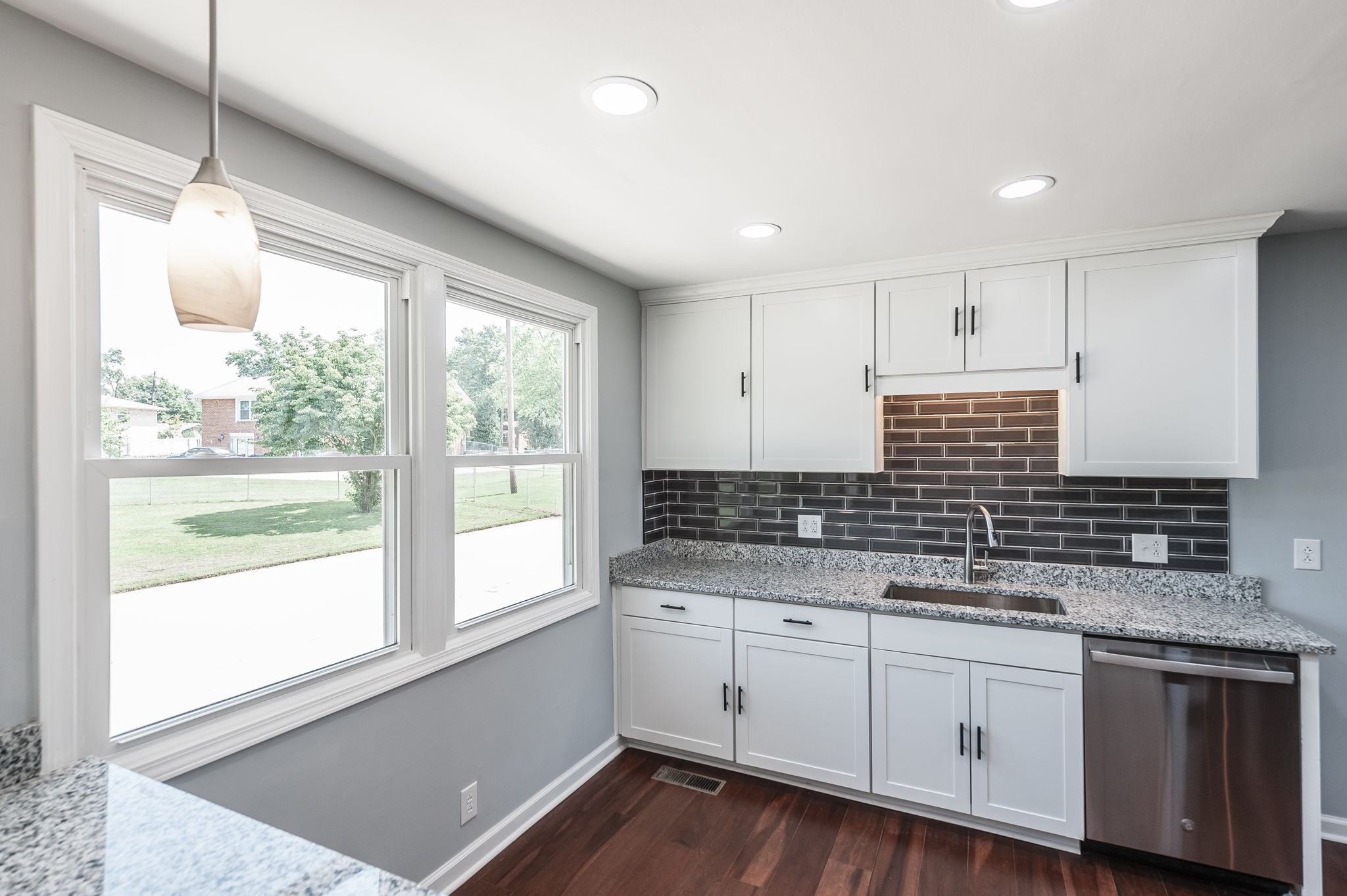 109 Valley View Dr