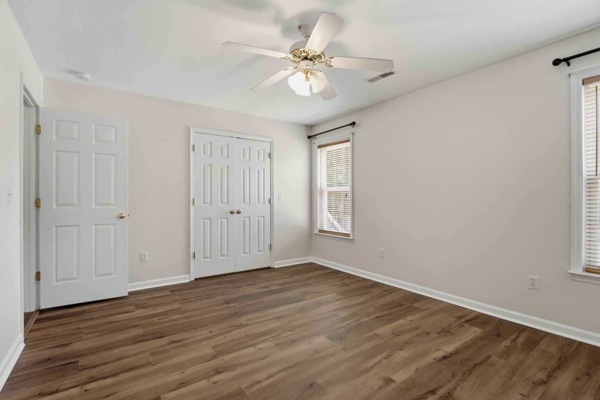 126 Middleton Ct