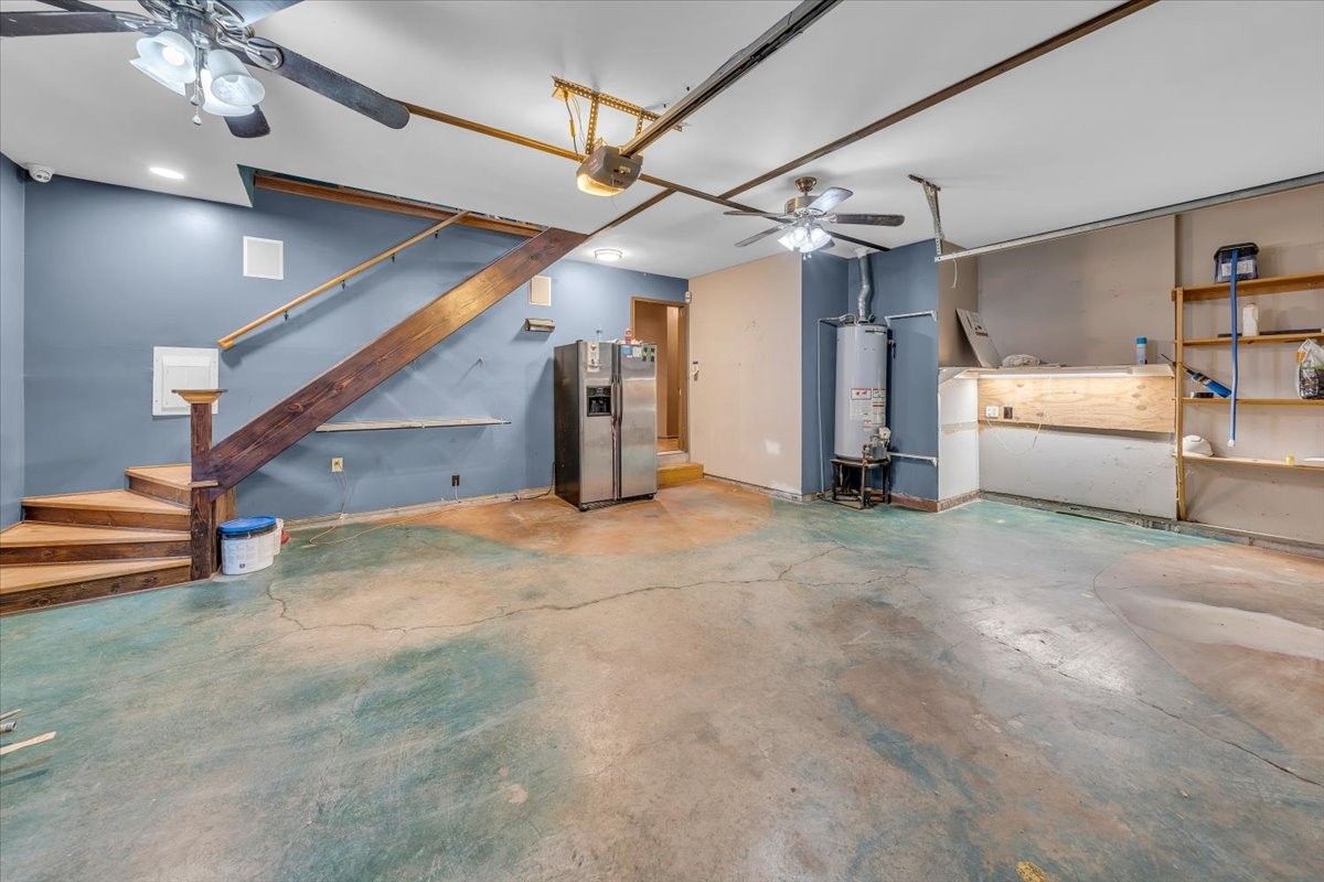 415 Whitney Dr