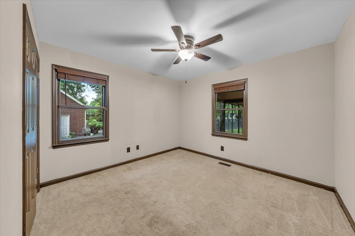 415 Whitney Dr