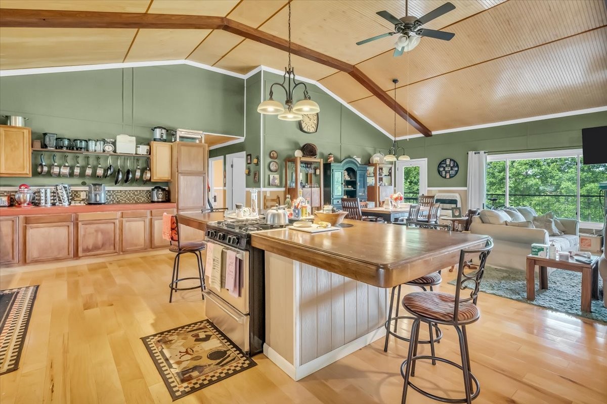 5688 Burkett Chapel Road