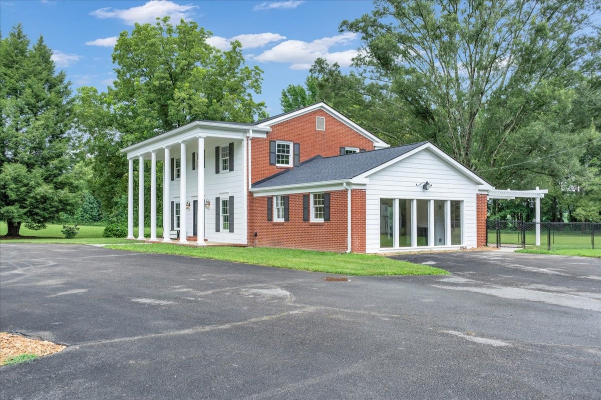251 Miller Rd