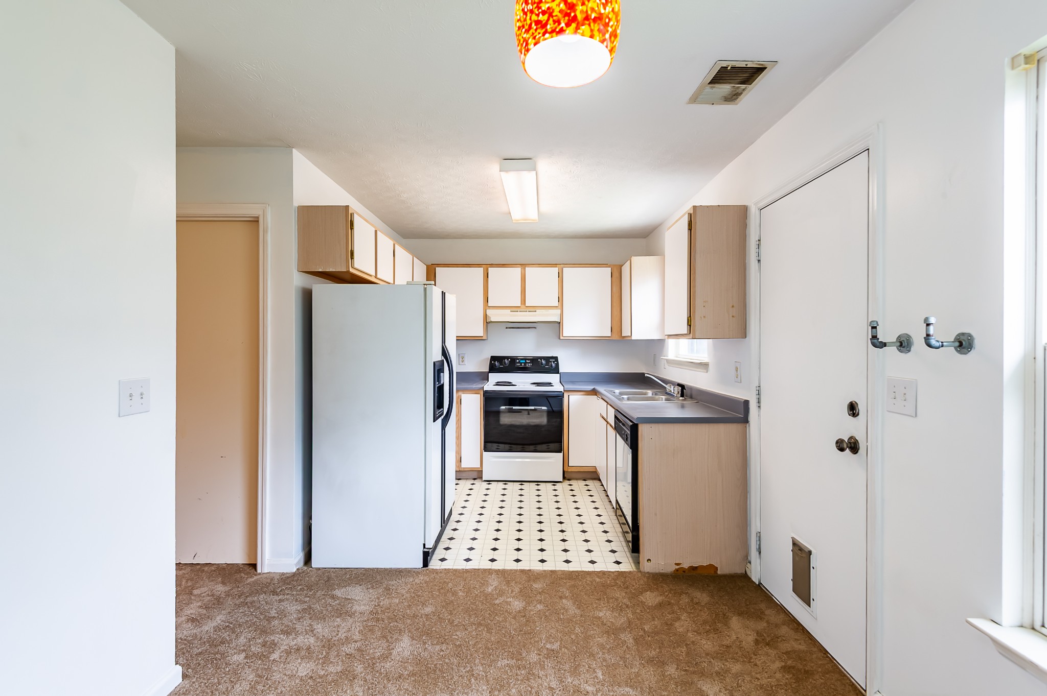 110 Waterview Dr