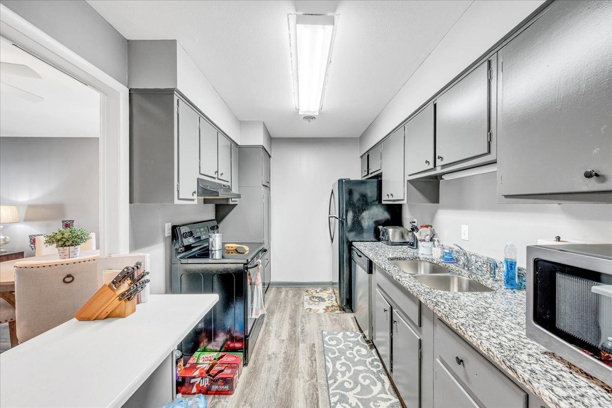 1302 Doctor Martin Luther King Jr B Unit: 1