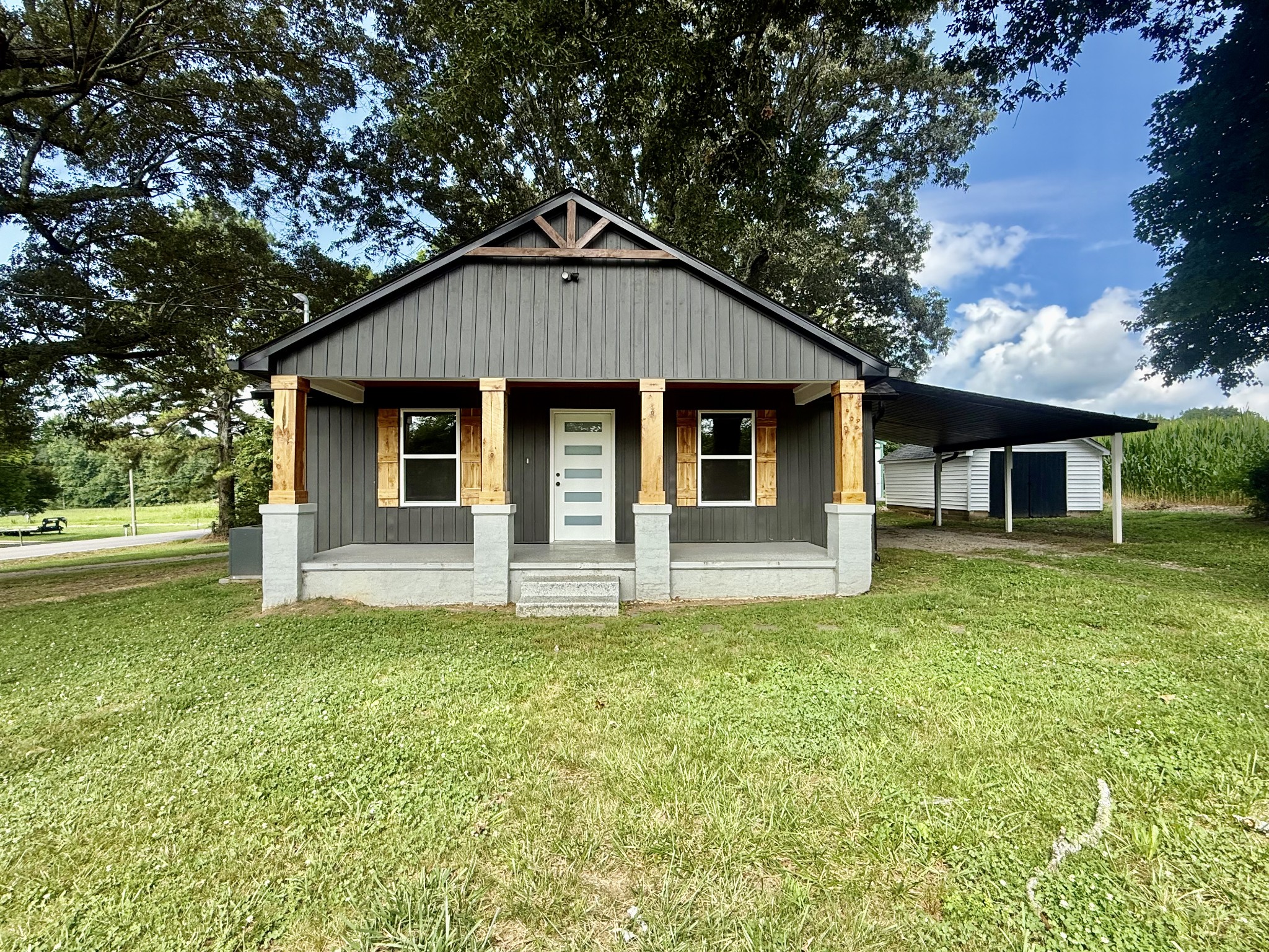 1541 Summitville Rd