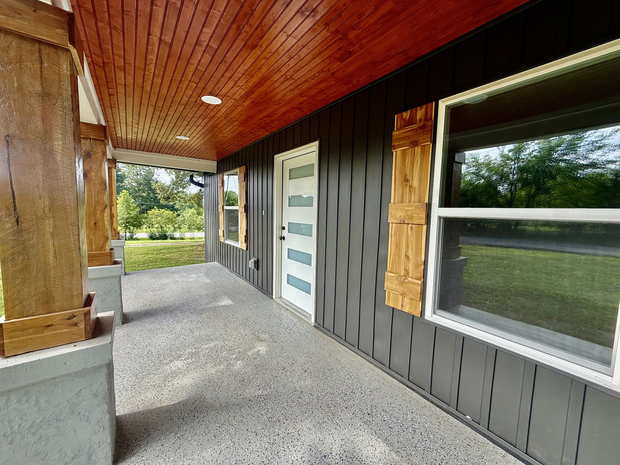 1541 Summitville Rd
