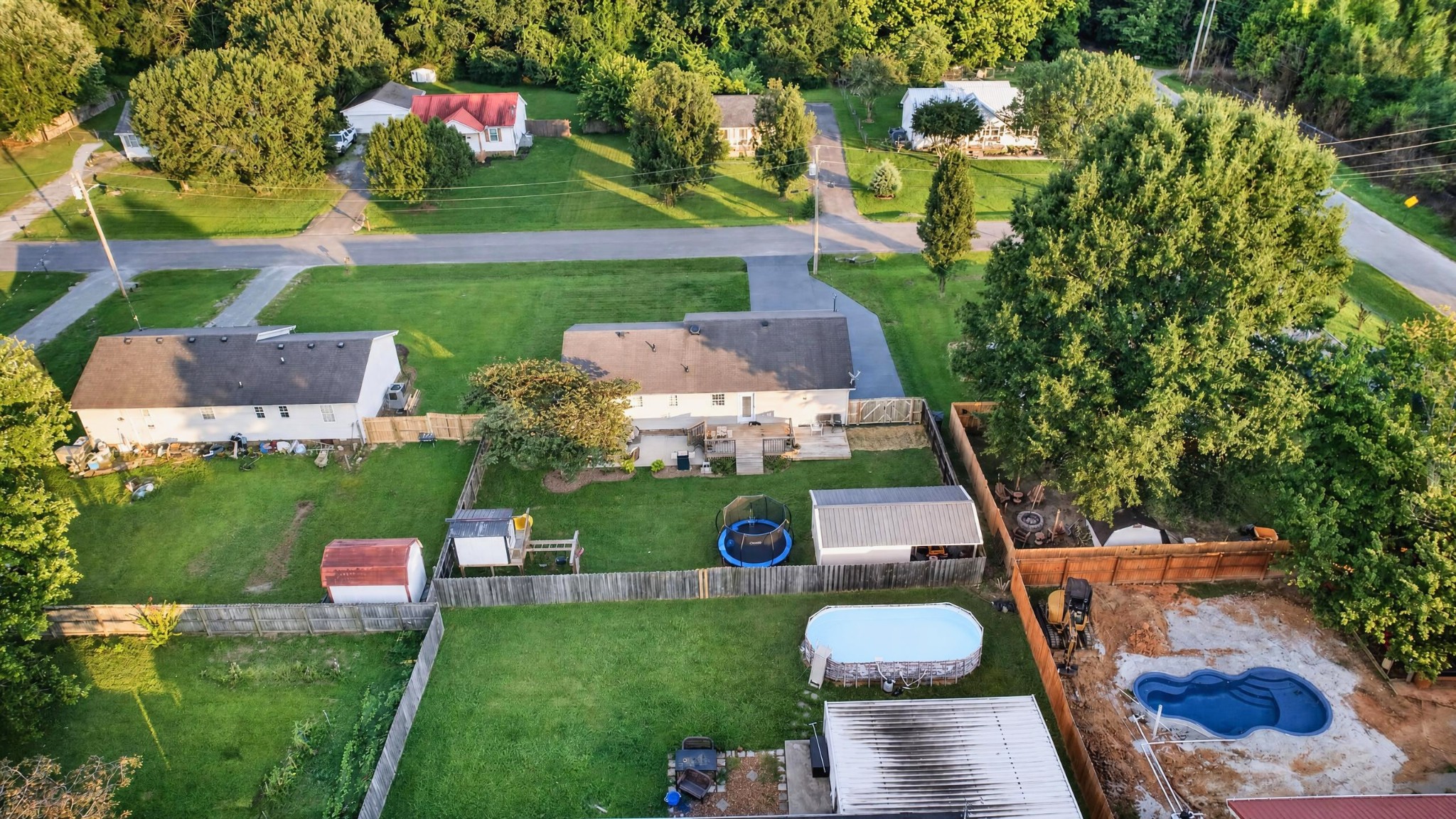 112 Darnell Dr