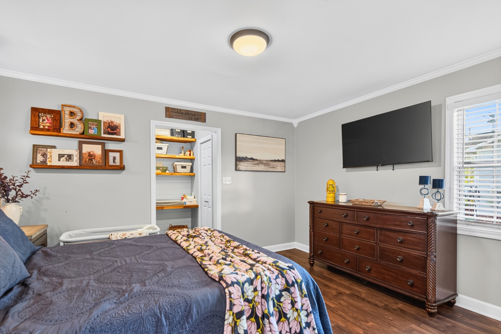 112 Darnell Dr