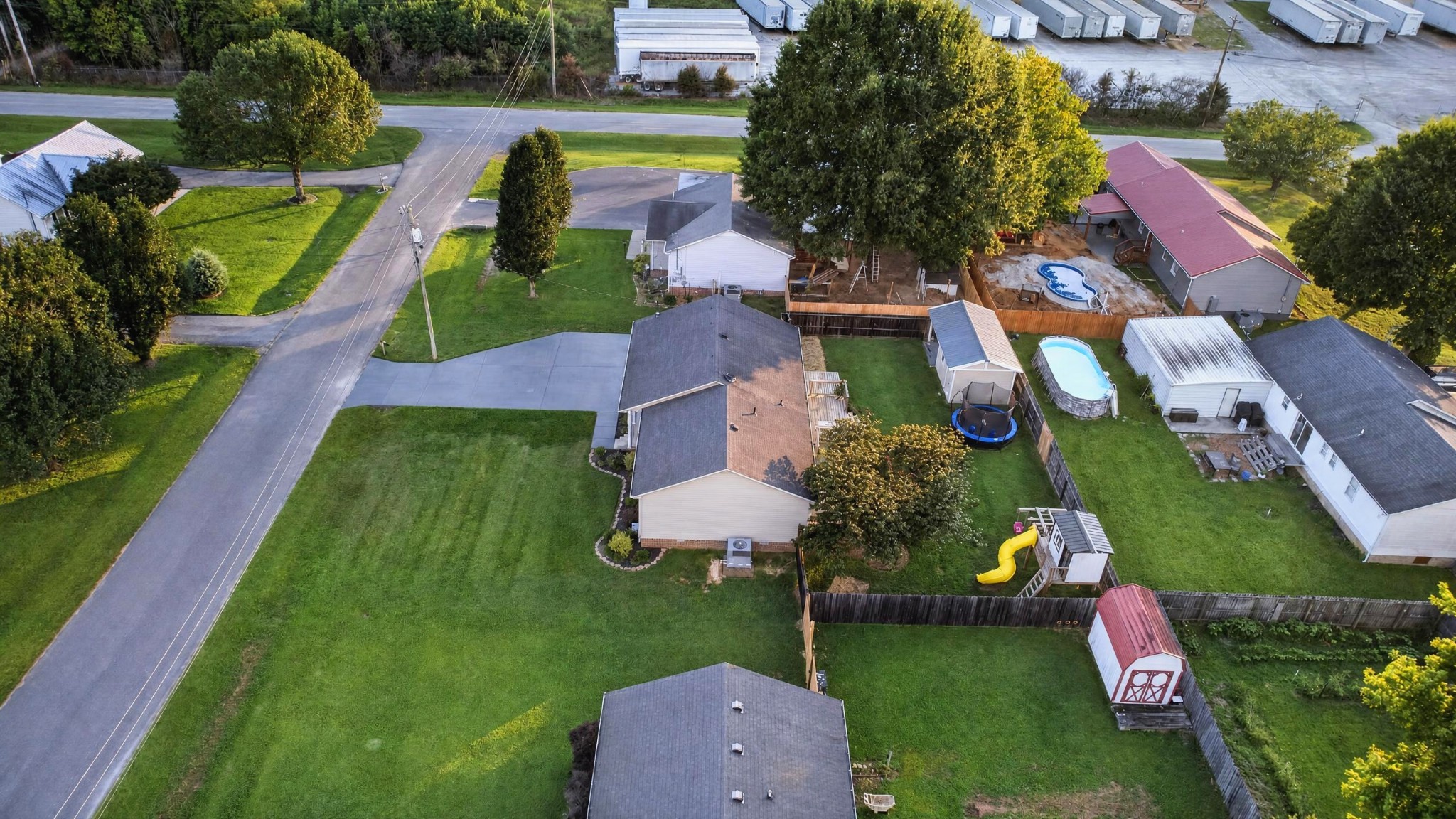 112 Darnell Dr