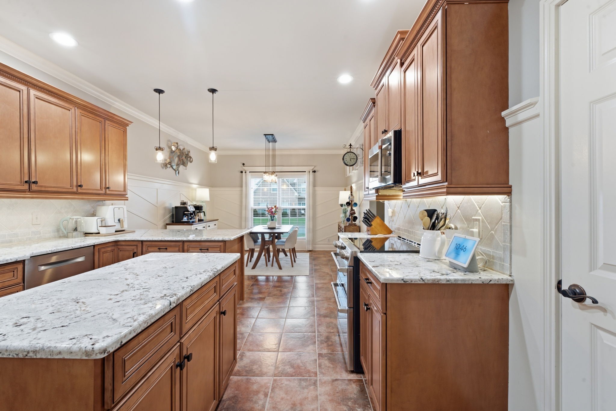 2725 Aristocrate Dr