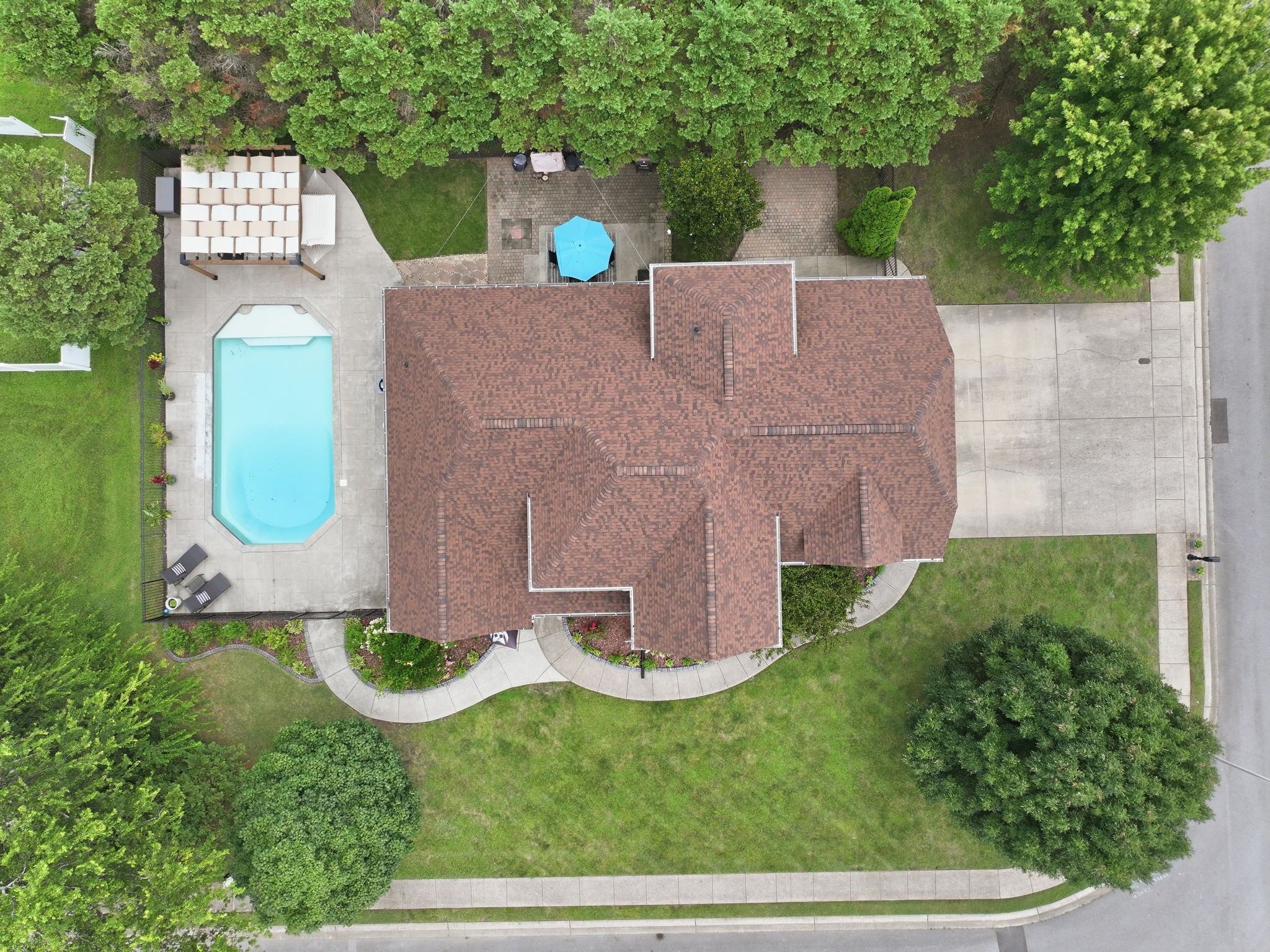 2725 Aristocrate Dr