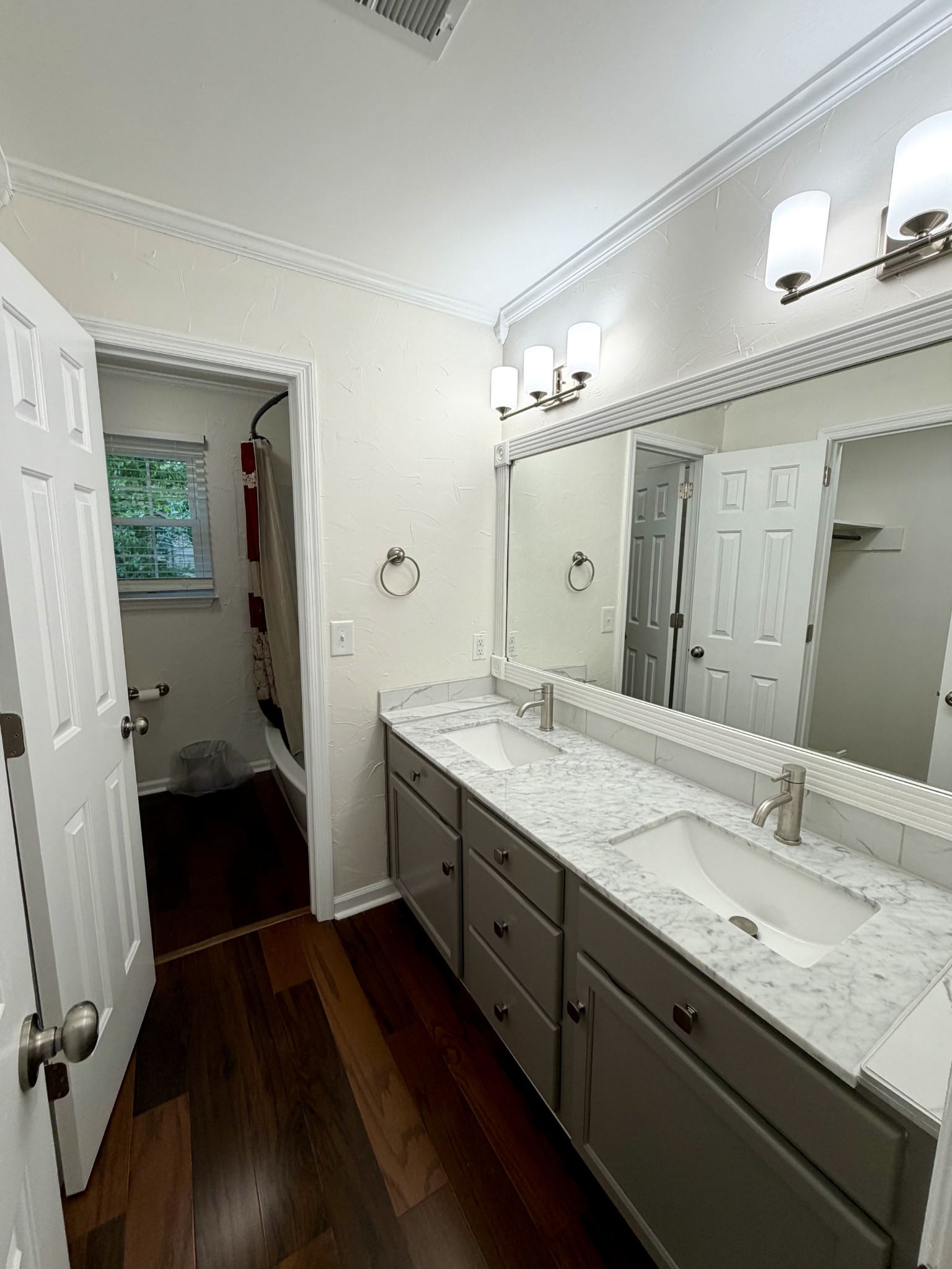 302 Rolling Acres Dr