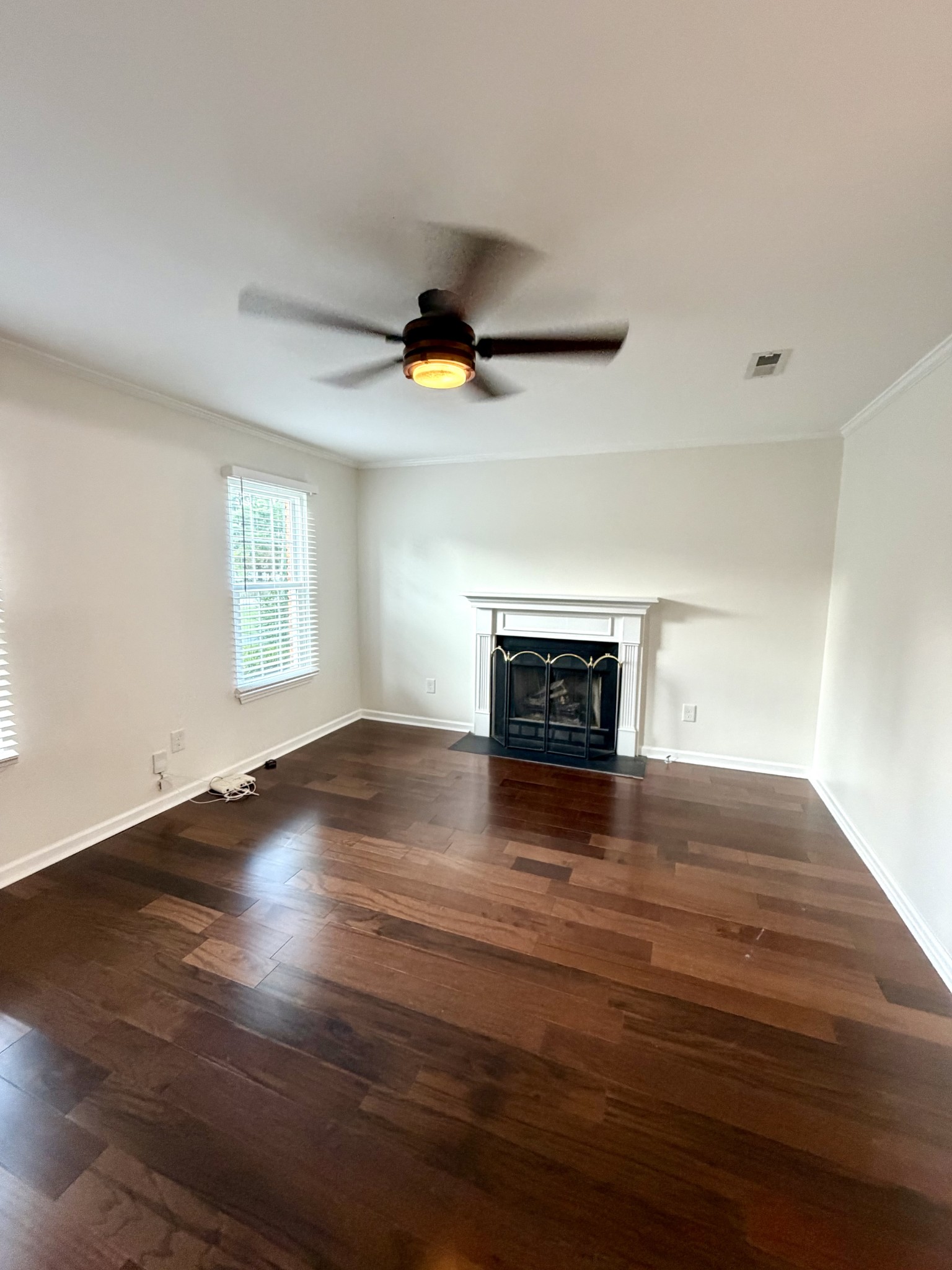 302 Rolling Acres Dr