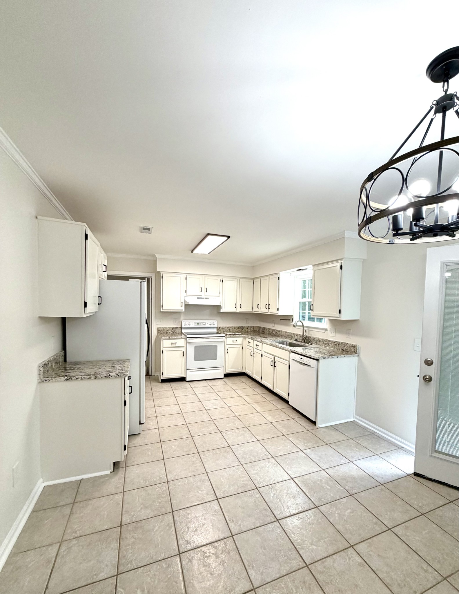 302 Rolling Acres Dr