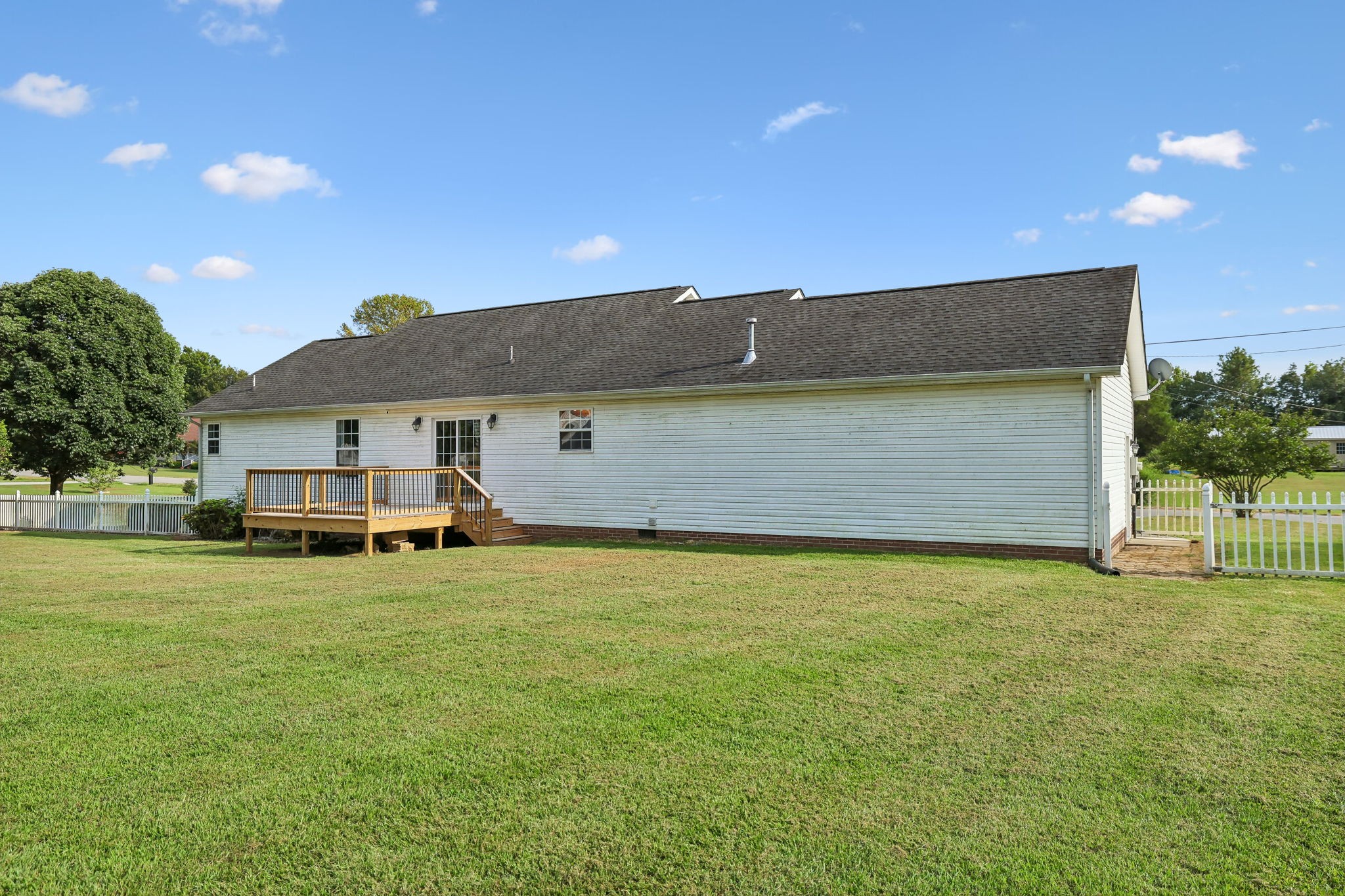 102 Boone Dr