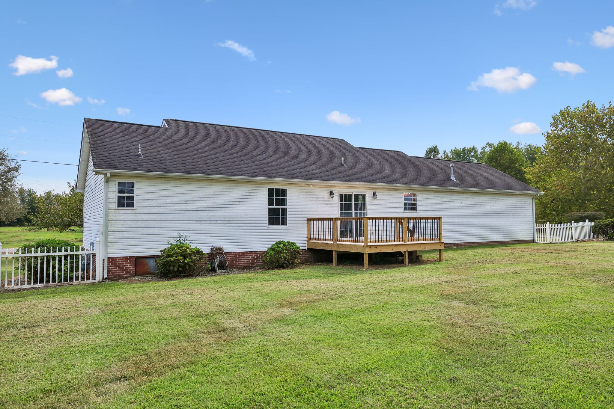 102 Boone Dr